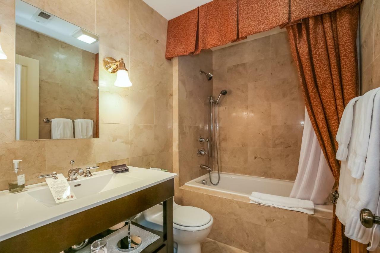 Harvey House Bed & Breakfast 오크파크 외부 사진