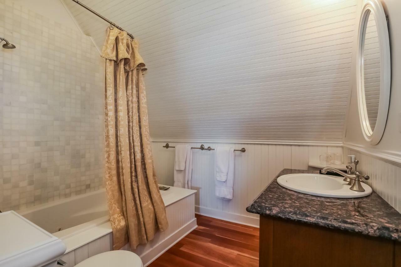 Harvey House Bed & Breakfast 오크파크 외부 사진